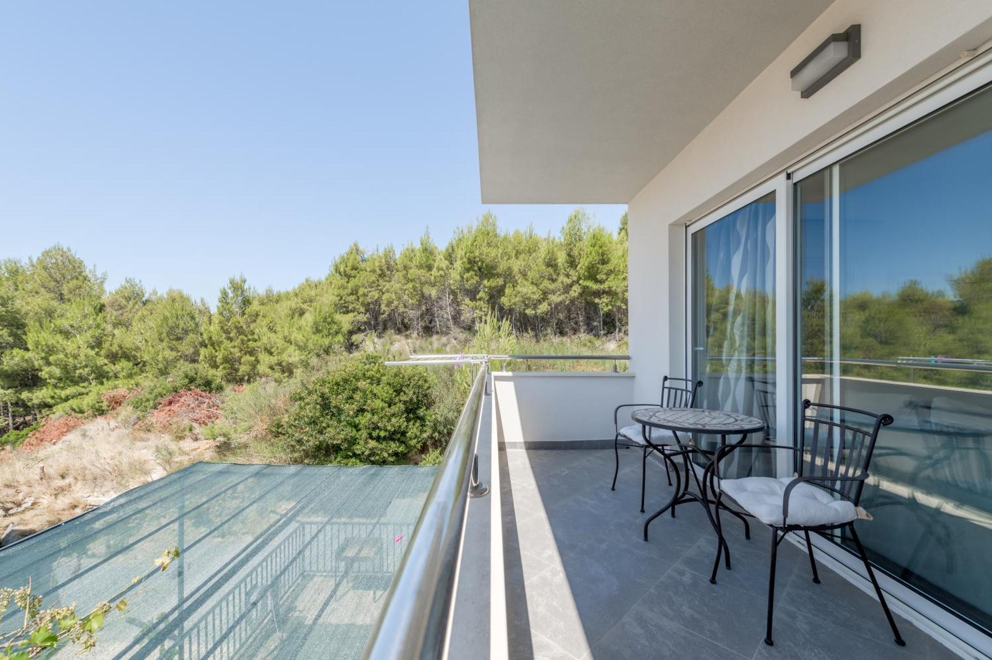 Apartments Cala Podstrana Bagian luar foto