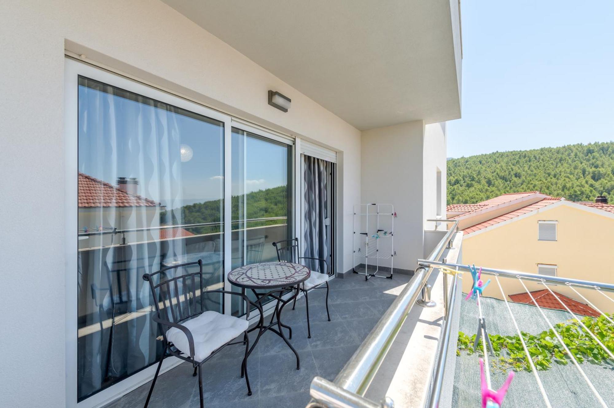 Apartments Cala Podstrana Bagian luar foto
