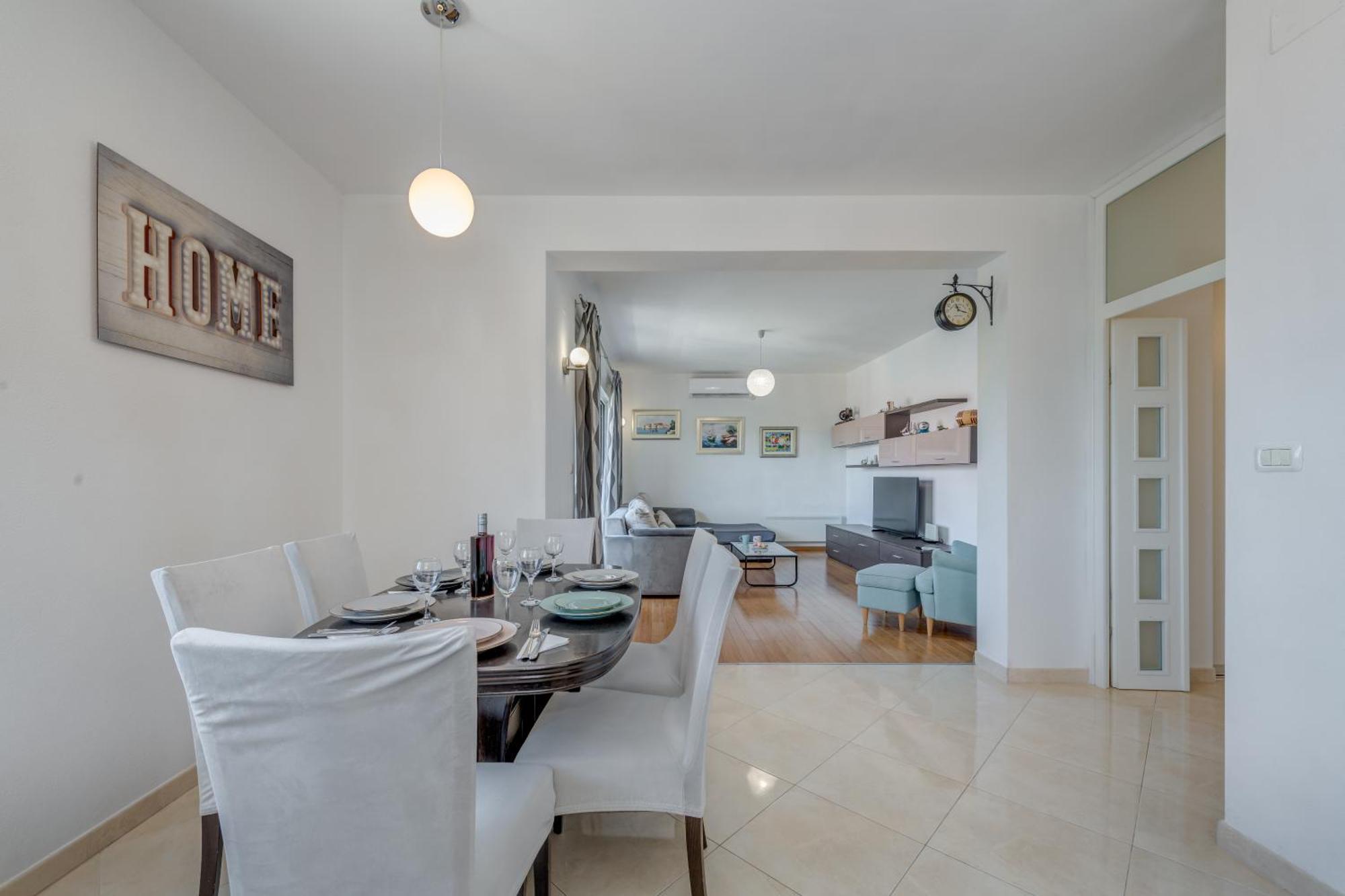 Apartments Cala Podstrana Bagian luar foto