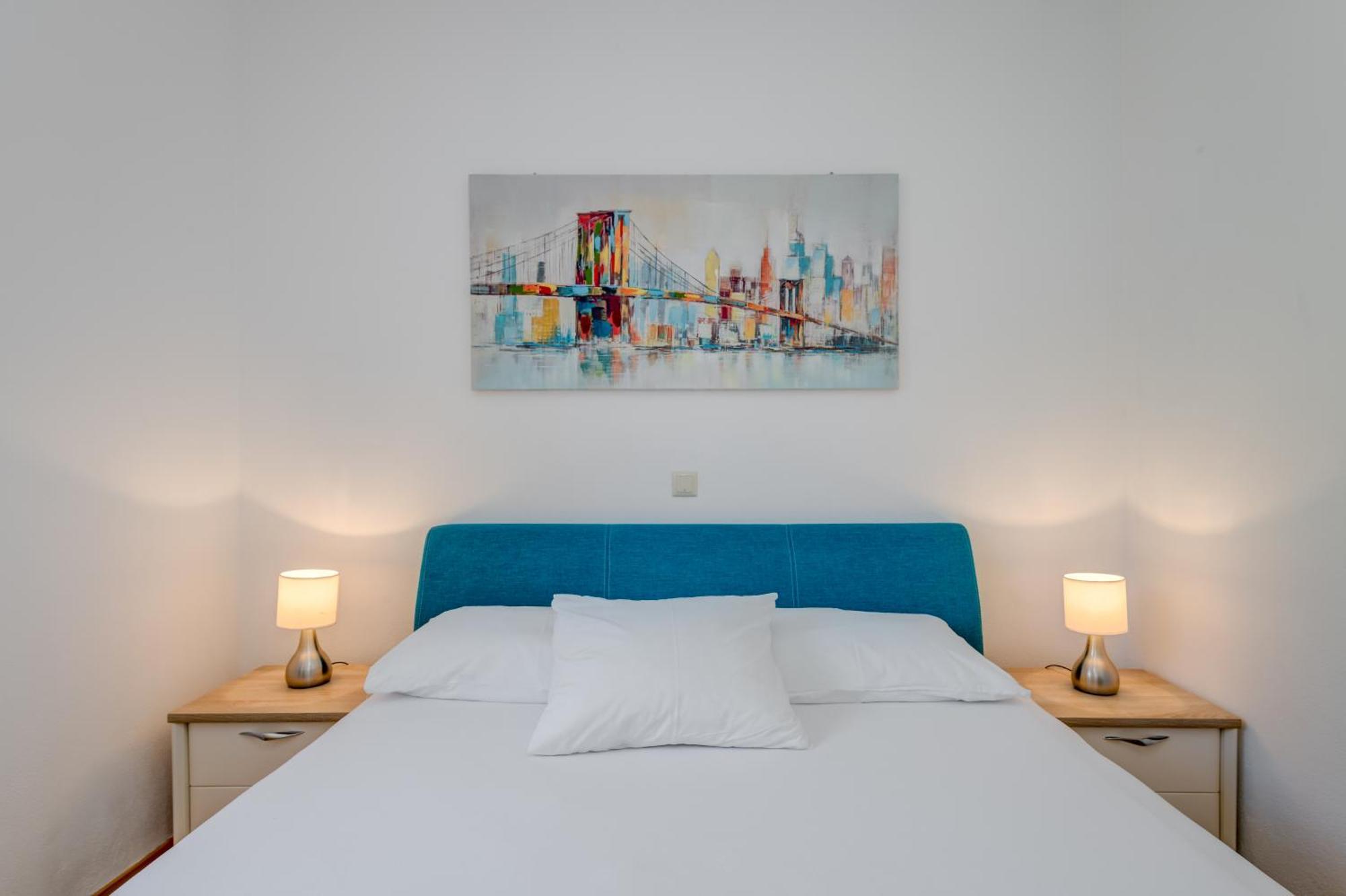 Apartments Cala Podstrana Bagian luar foto